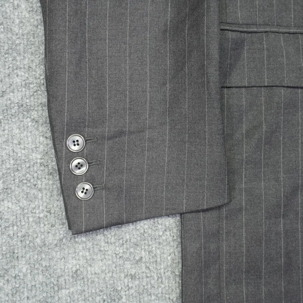 Ermenegildo Zegna Suit Mens 44R Grey Pinstripe Trofeo Wool 2 Button Pleated Cuff